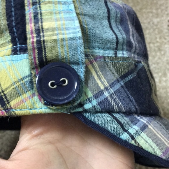 Hat - Picture 2 of 4